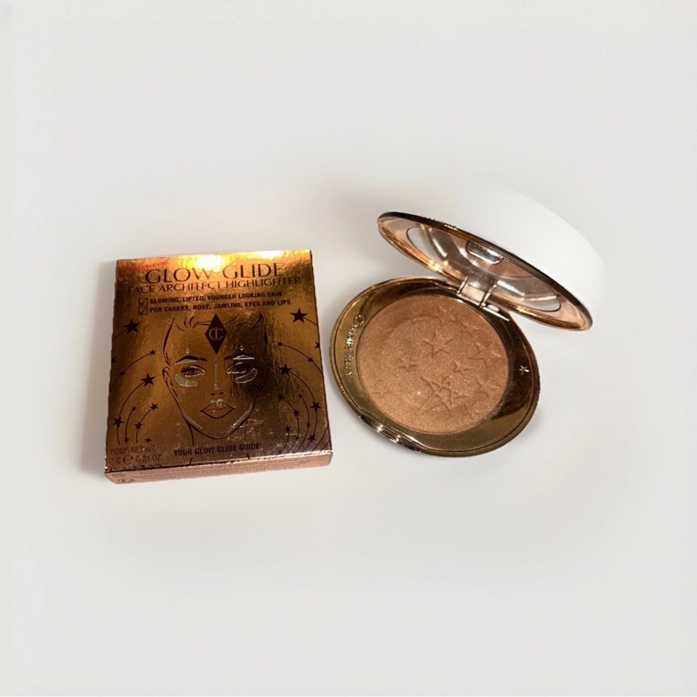 Charlotte Tilbury Glow Glide Highlighter - Gold